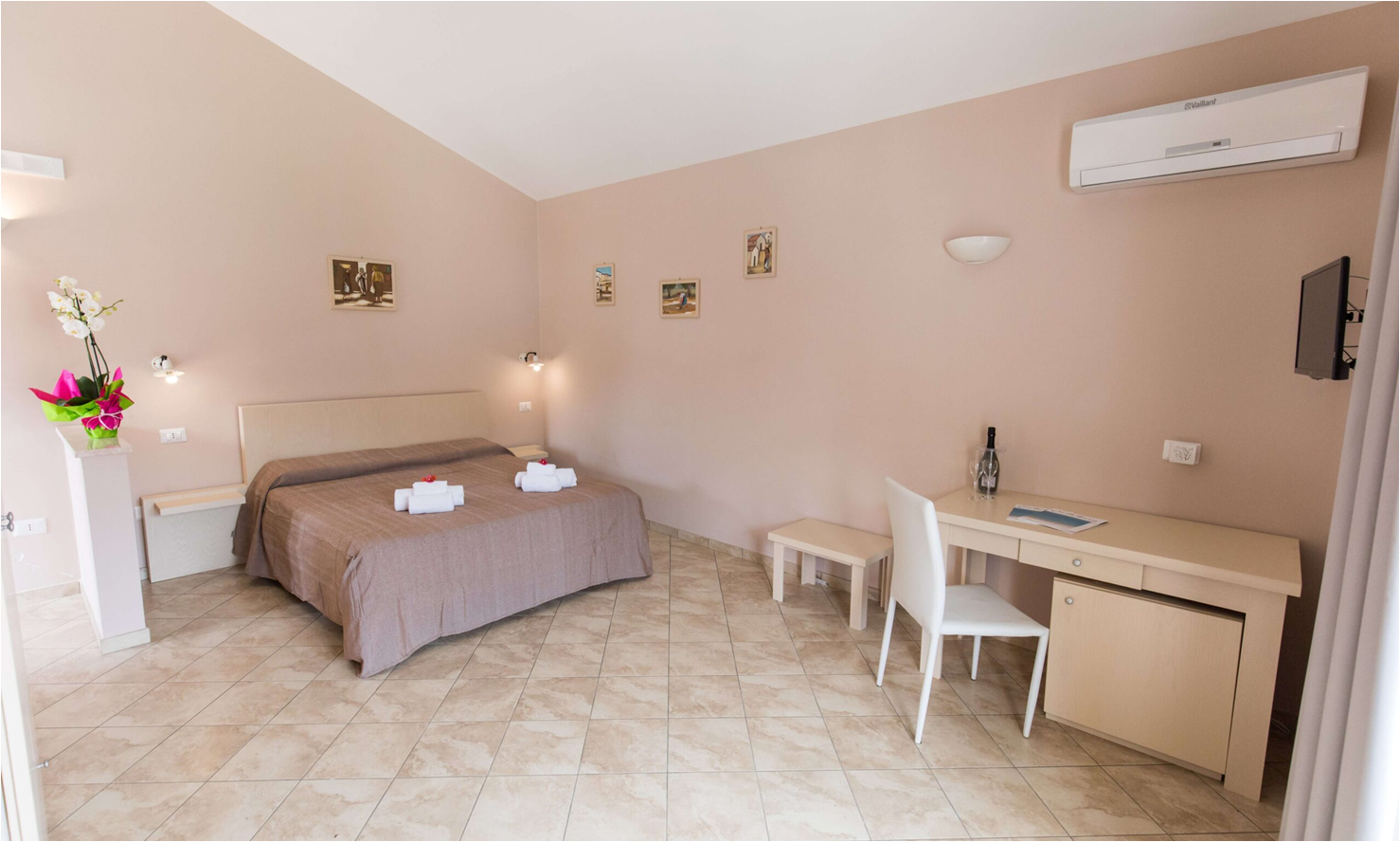 Residenza Borgo Italico*** 